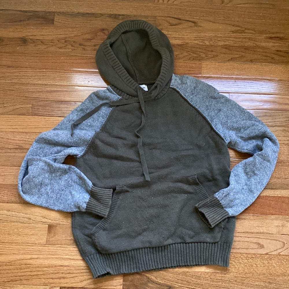 Men’s Hooded Sweater